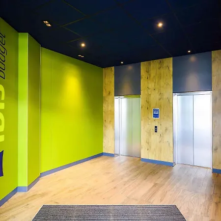 Ibis Budget Center