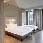 Ibis Budget Center Hotel 2*