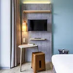 Ibis Budget Center