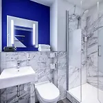 Ibis Budget Center Hotel 2*
