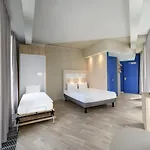 Hotel Ibis Budget Center 2*