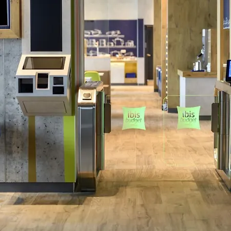 מלון Ibis Budget Center 2*