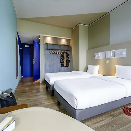 Ibis Budget Center