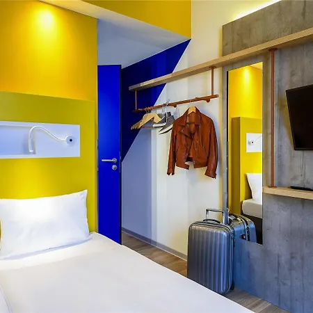 Ibis Budget Center Hotell 2*