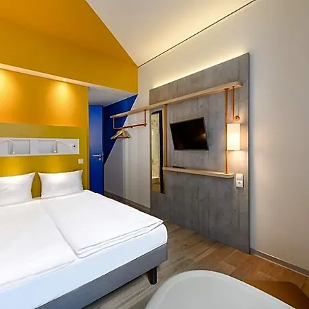 Ibis Budget Center
