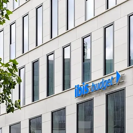 Ibis Budget Center Hotell 2*
