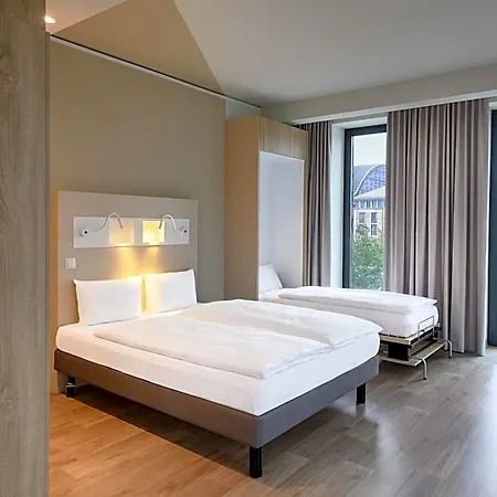 Ibis Budget Center Hotell 2*