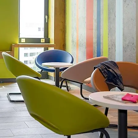 Ibis Budget Center Hotell 2*