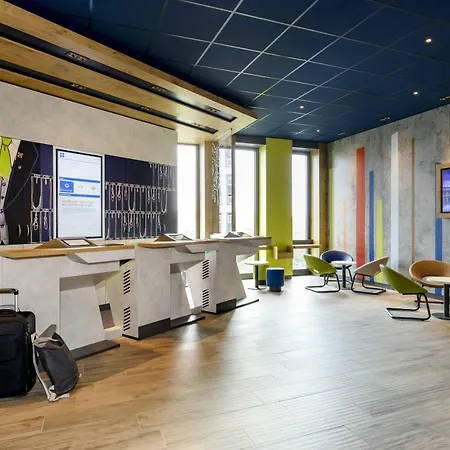 Ibis Budget Center מלון 2*