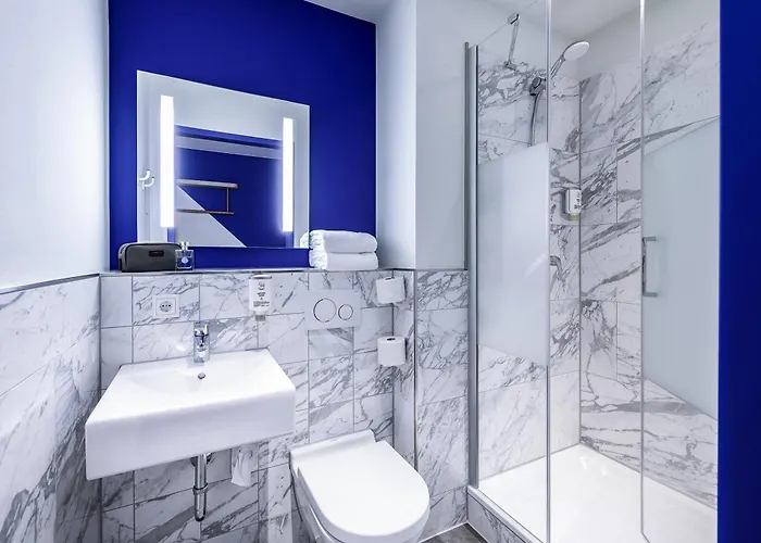 Ibis Budget Center Hotel 2*